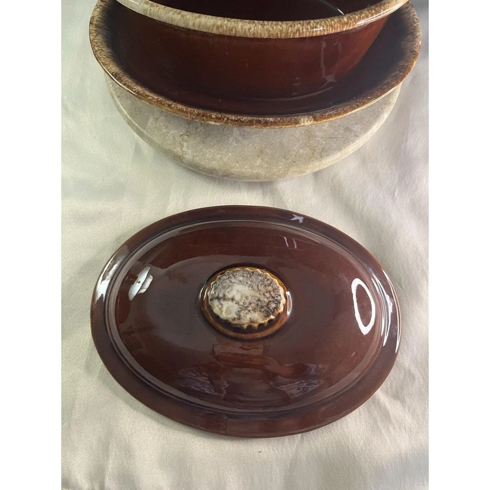 1960's Hull Pottery Oven Use Brown Drip Glaze Covered Casserole Dish W/12